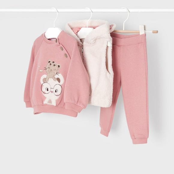 3/30 Mayoral Hooded Fur Vest - Picture 15 of 16